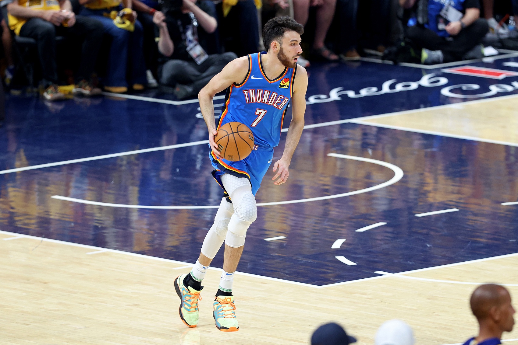 开云-81-82赛季以来生涯前两年季后赛首发次数排名：切特33次排第4