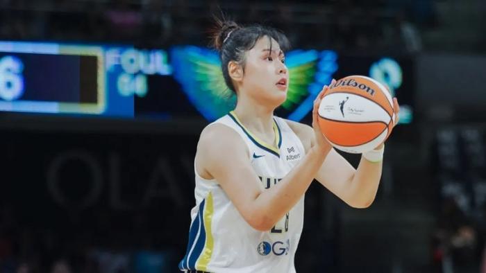 开云体育-关注杨瀚森,也别忘了隔壁的李月汝