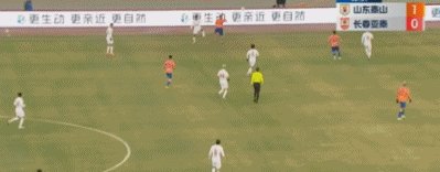 【中超】克雷桑闪击贾德松头球 泰山4比2亚泰开门红