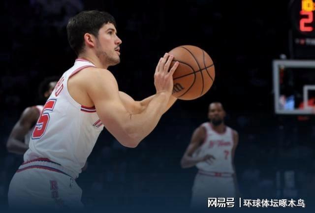 开云体育-申京杜兰特合砍62分火箭力克奇才 库利巴利空砍23分难挽败局